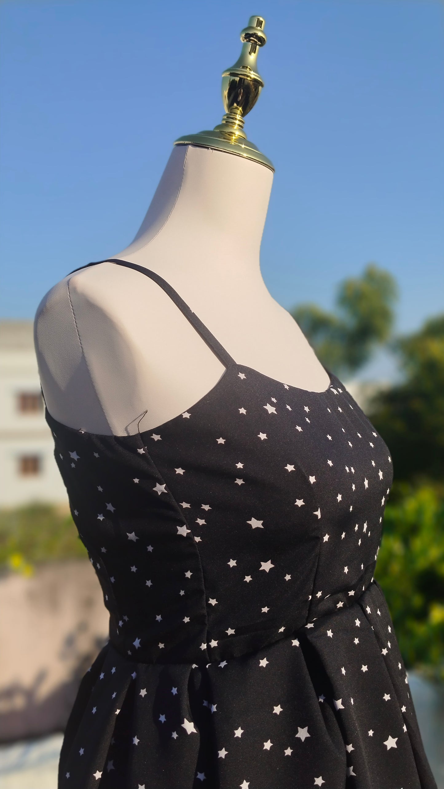 BLACK STAR STRAP DRESS